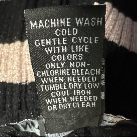 INC INTERNATIONAL CONCEPTS Ribbed Metallic Black Pink Stripe Sweater Size Small - Picture 6 of 6